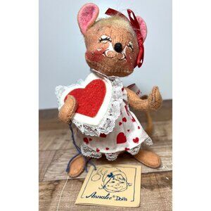 Annalee Valentine Mouse Doll 1995 Holding Heart Red & White Dress Lace Trim